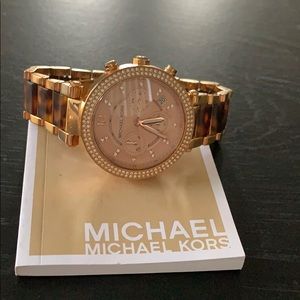 Michael Kors  rose gold cheetah watch